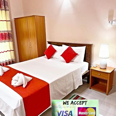 Lahiru Airport Villa Andiambalama Kültér fotó