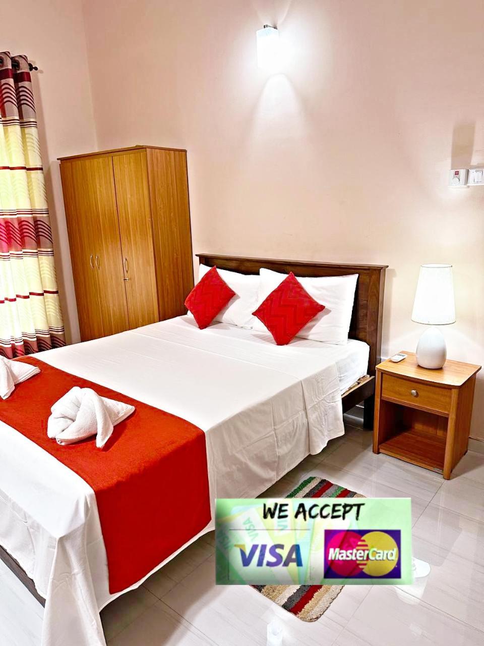 Lahiru Airport Villa Andiambalama Kültér fotó